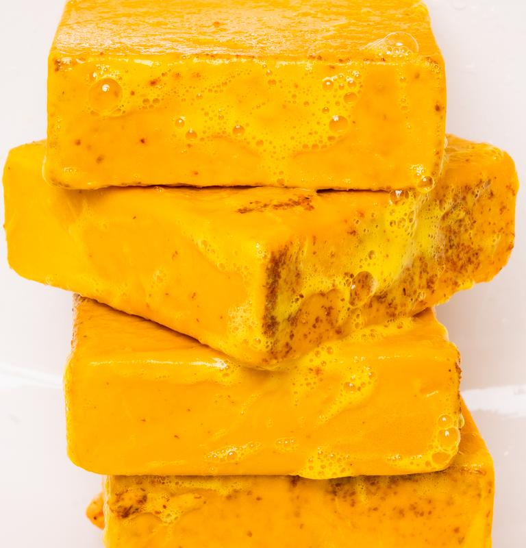 Findglee Lemon Turmeric & Kojic Acid Brightening Bar Soap for Dark Spots and Even Skin