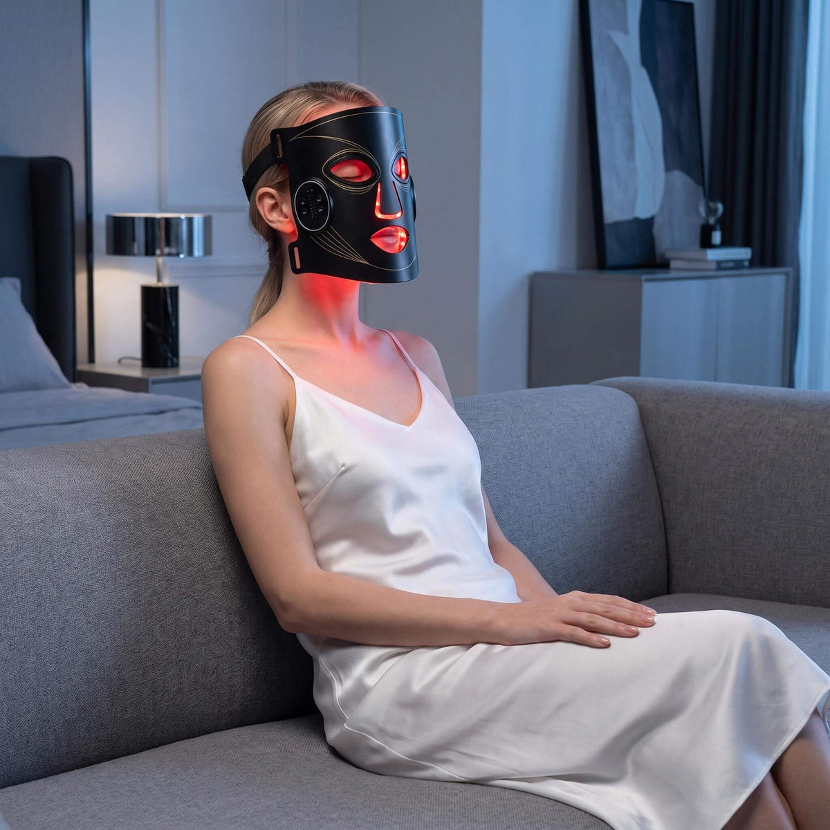 FindGlee™ GLOW Wireless EMS & LED Mask
